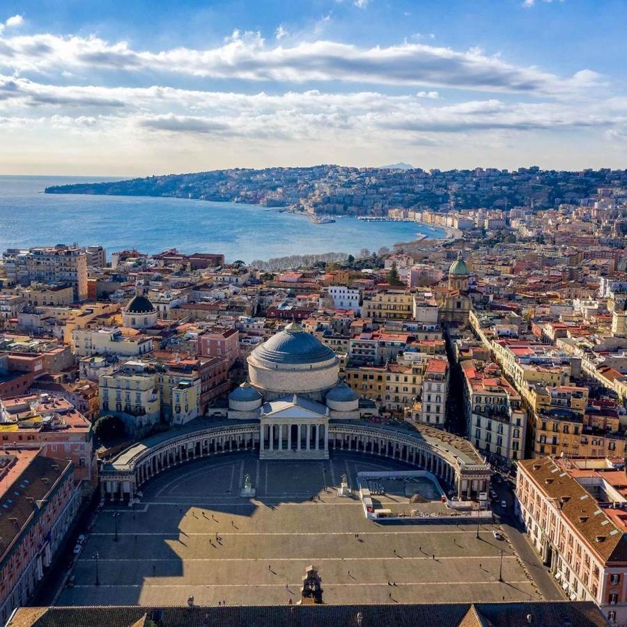 1 Amore Romantica Casa Centrale, Silenziosa Ristrutturata Napels Buitenkant foto
